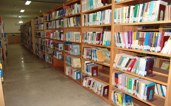 عضویت رایگان کتابخانه‌های عمومی فارس
