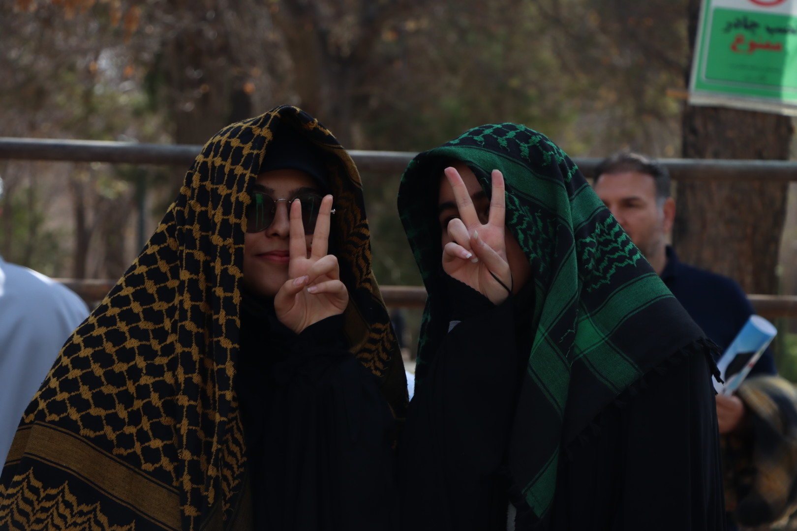 گزارش تصویری شماره ۲ / راهپیمایی ۲۲ بهمن شیراز